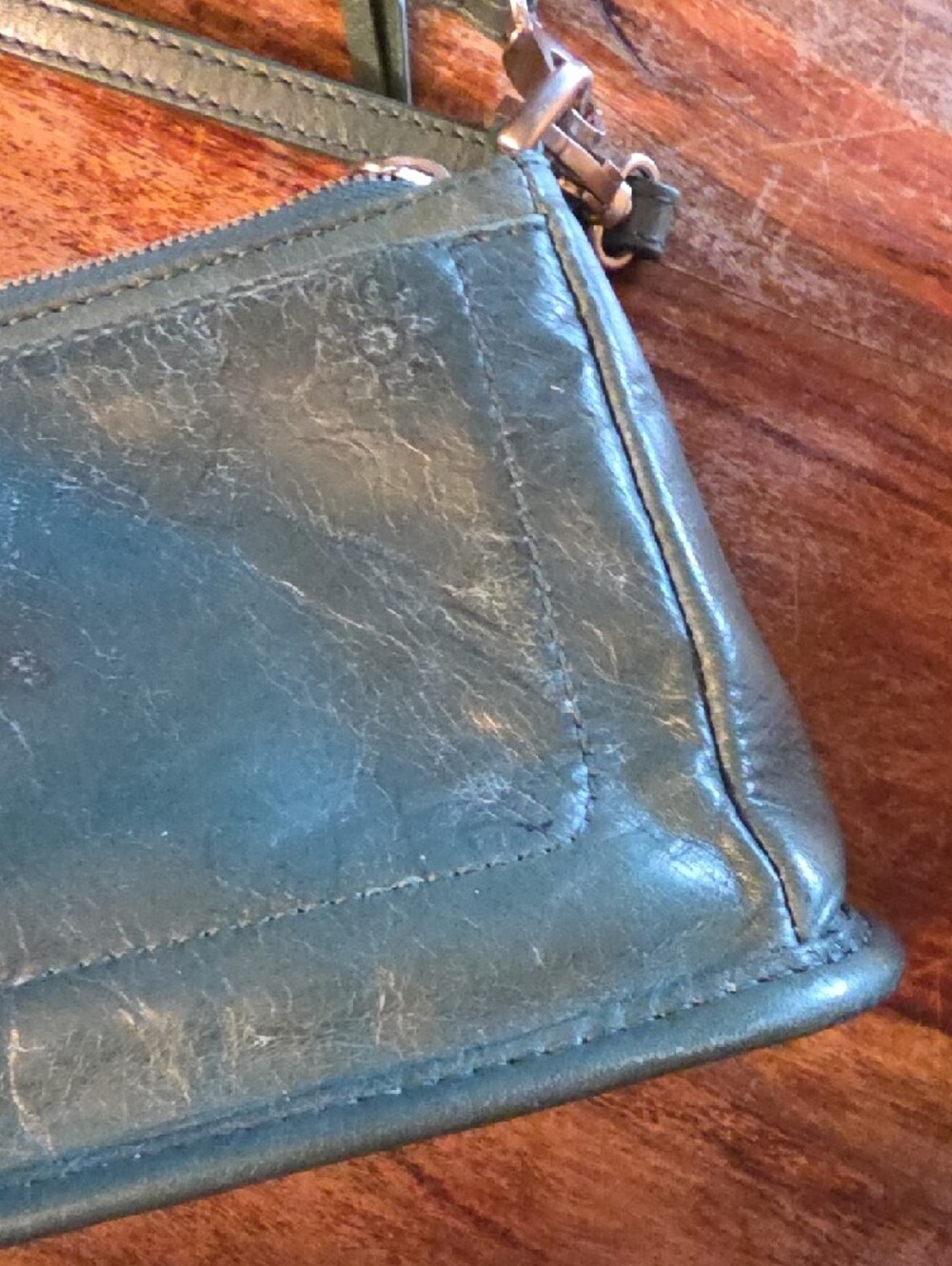 FINAL OFFER - Hobo Cadence in Forest Green - Picture 7 of 9